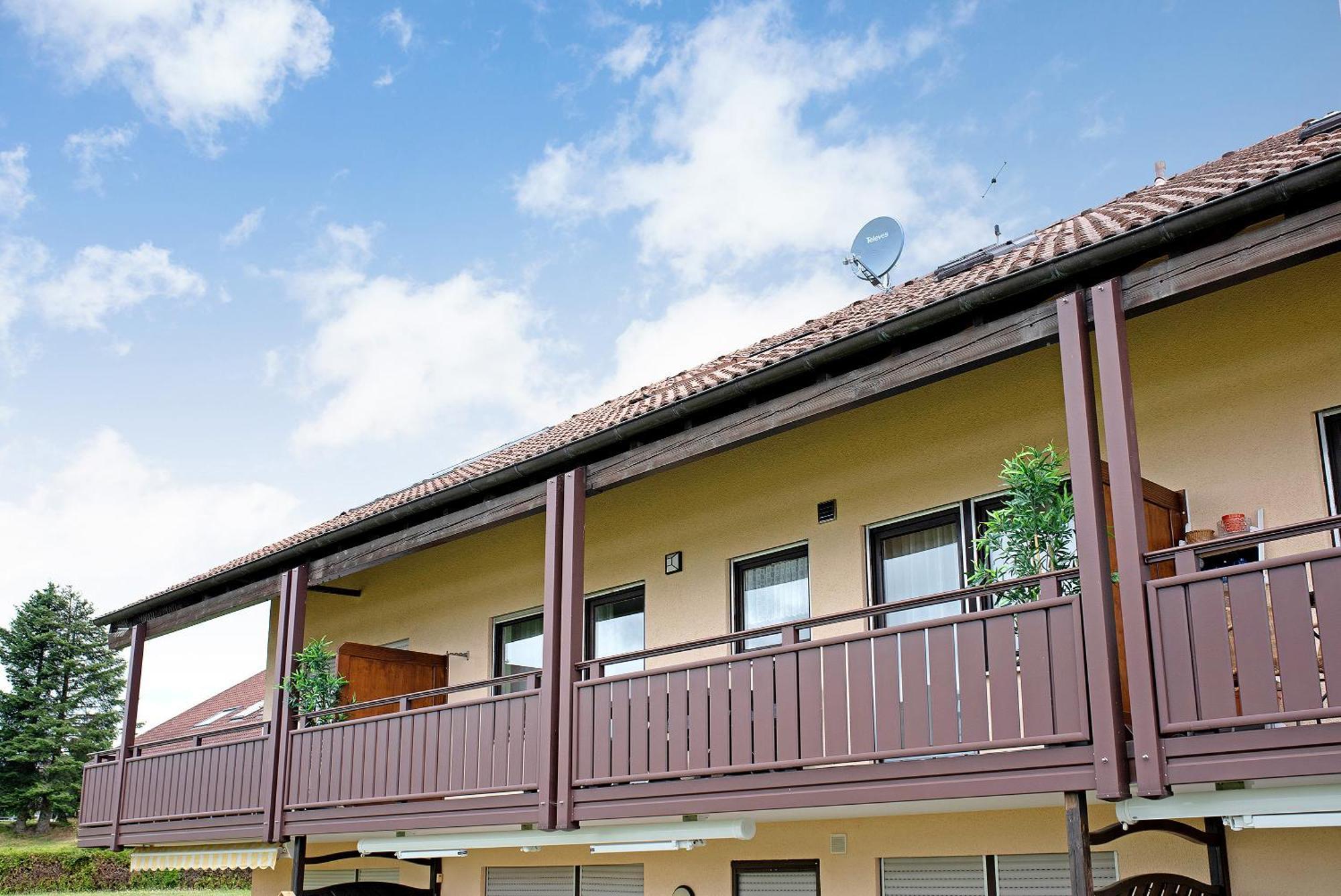 Ado Ferienwohnung Grafenhausen Kültér fotó